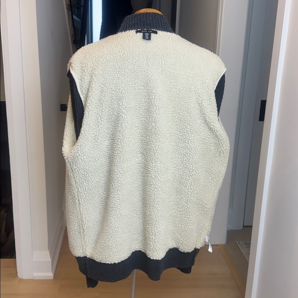 Mark Law Sherpa-Lined Zip Sweater – Size XL – Grey Knit - Picture 8 of 9